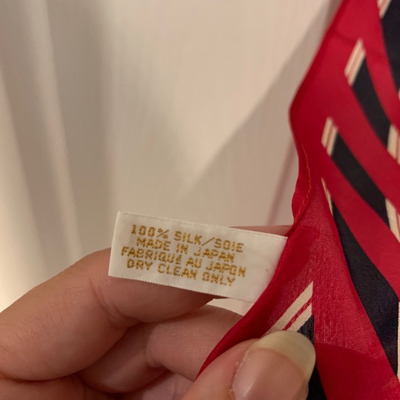 Monique Martin 100% Silk Slim Scarf - Picture 2 of 2